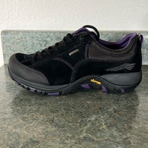 Danilo Athletic Shoes Size 38